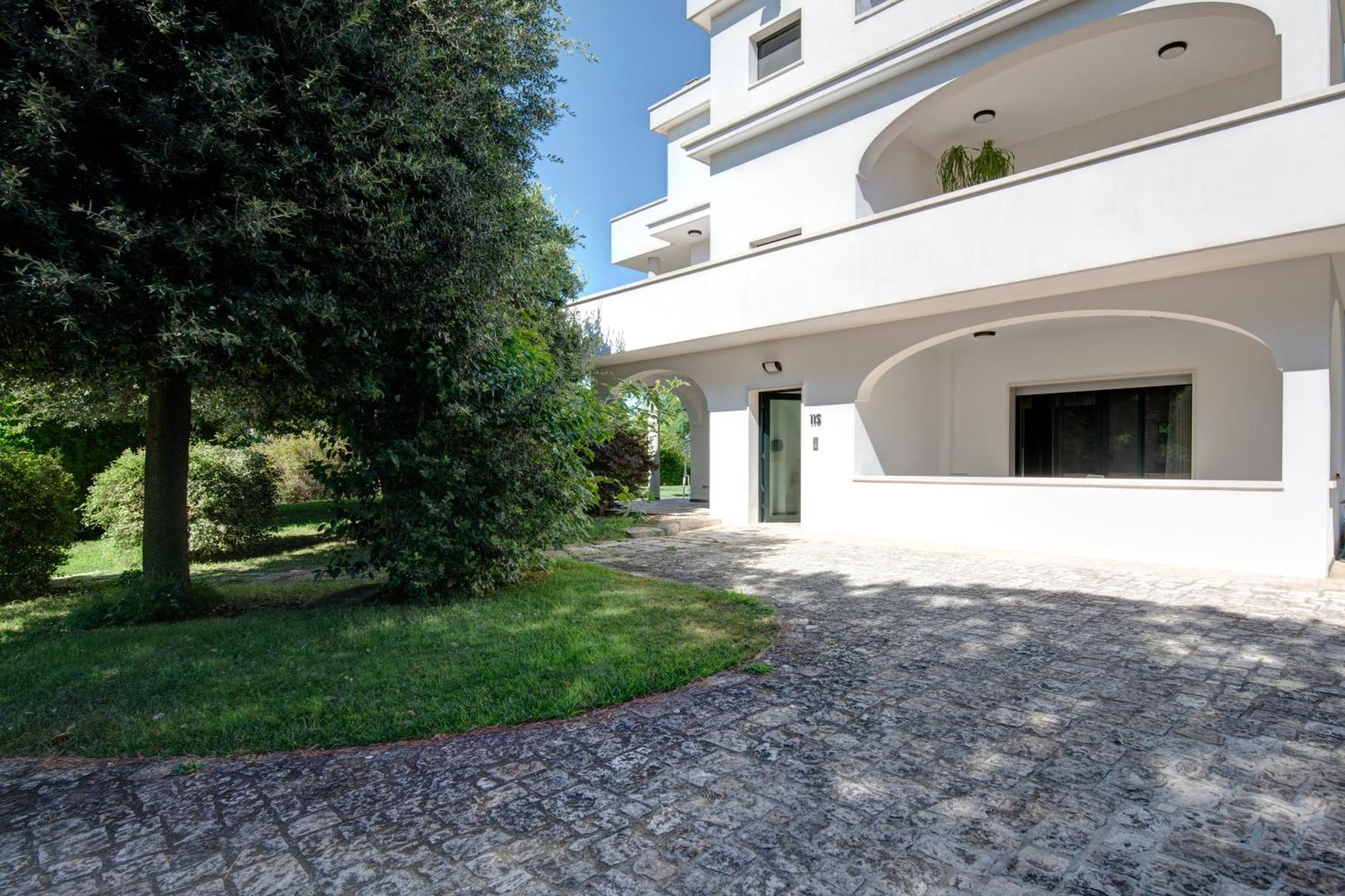 Villa Estia - Nel Cuore Della Valle D'Itria ชิสแตร์นีโน ภายนอก รูปภาพ